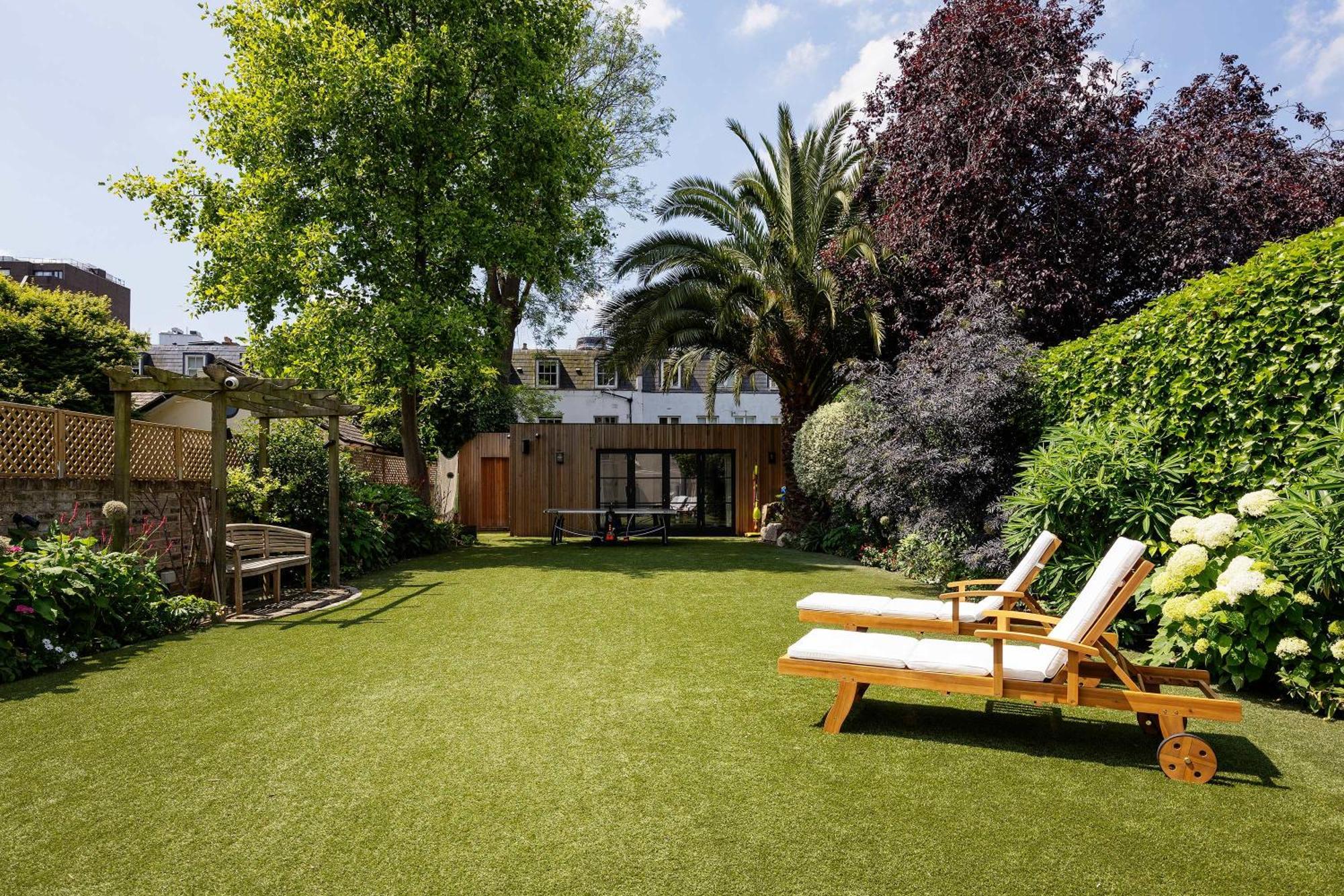 Veeve - Majestic In Kensington London